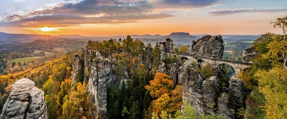 Teamevents in der sächsischen Schweiz: 37 Ideen fürs Teambuilding